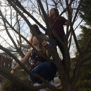 Meet your Posher, Neila